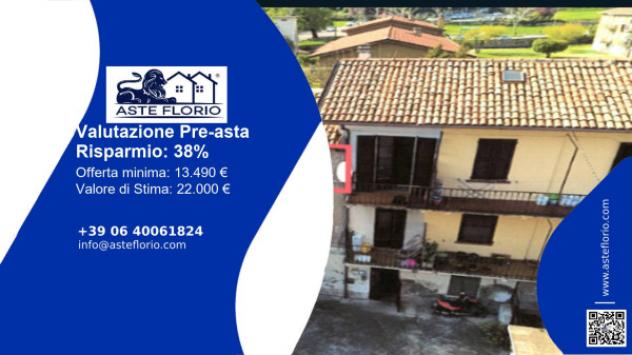 appartamento in vendita ad Erba