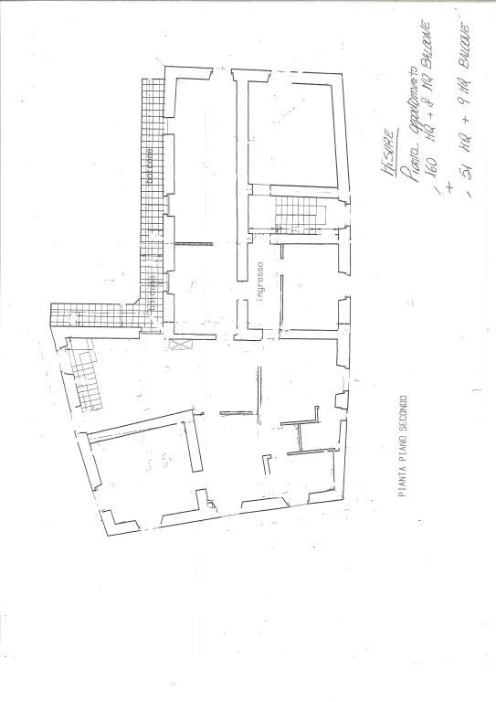 appartamento in vendita ad Erba