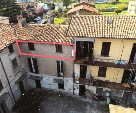 appartamento in vendita ad Erba