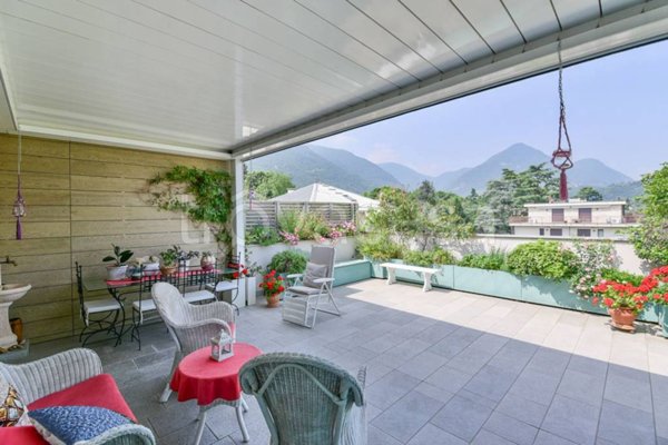 appartamento in vendita ad Erba