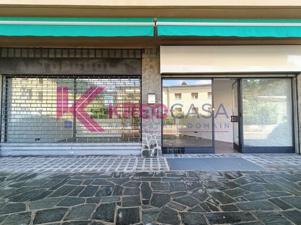 ufficio in vendita ad Erba