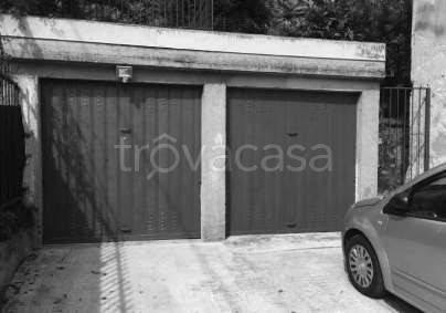 appartamento in vendita ad Erba