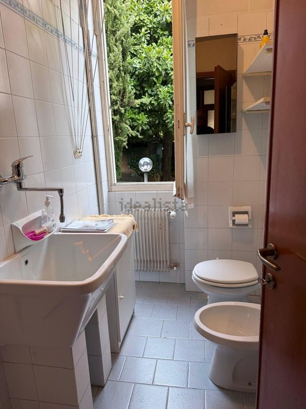 casa indipendente in vendita ad Erba