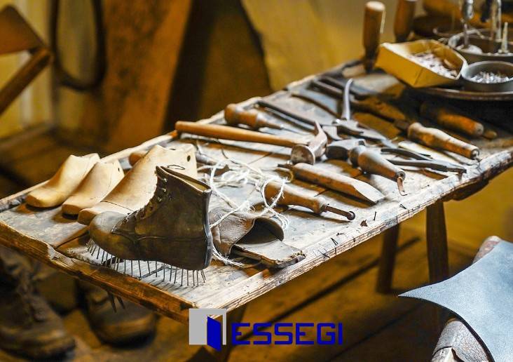 negozio in vendita ad Erba