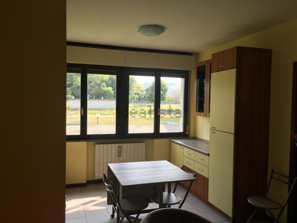 appartamento in vendita ad Erba