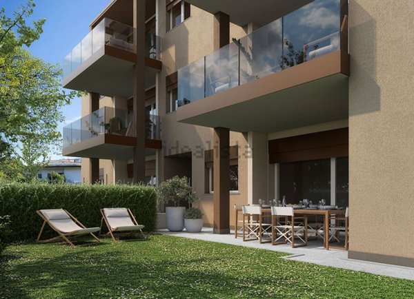 appartamento in vendita ad Erba