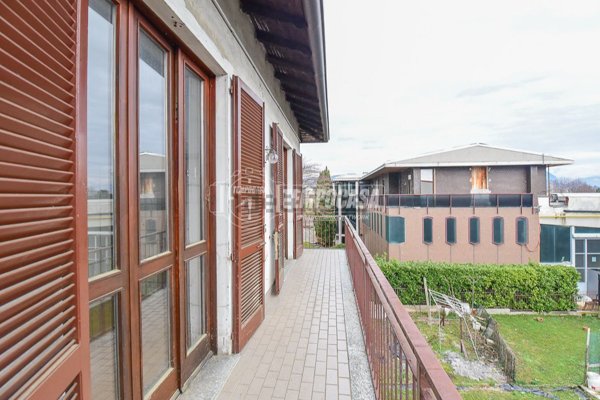 appartamento in vendita ad Erba