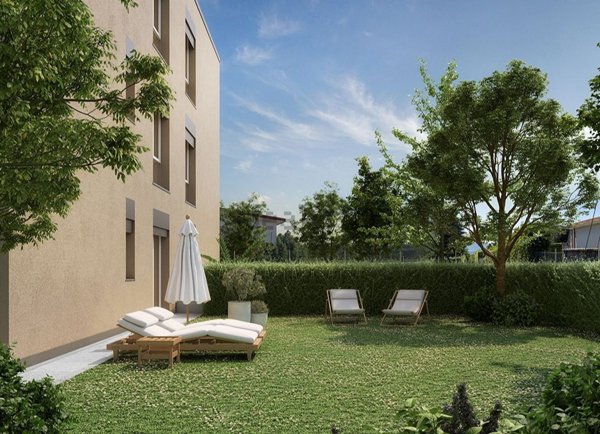 appartamento in vendita ad Erba