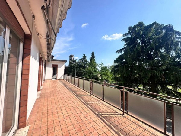 appartamento in vendita ad Erba