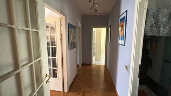 appartamento in vendita ad Erba