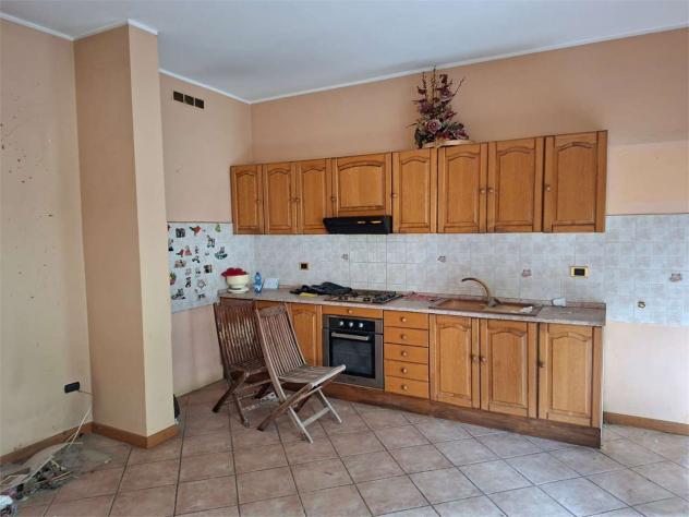 appartamento in vendita ad Erba