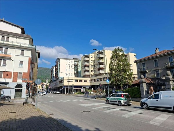 appartamento in vendita ad Erba