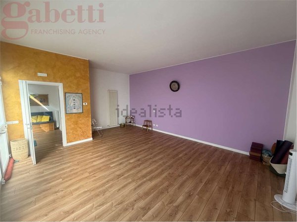 ufficio in vendita ad Erba