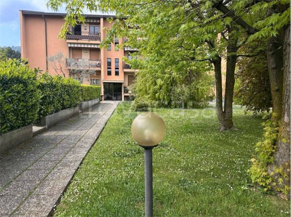 appartamento in vendita ad Erba
