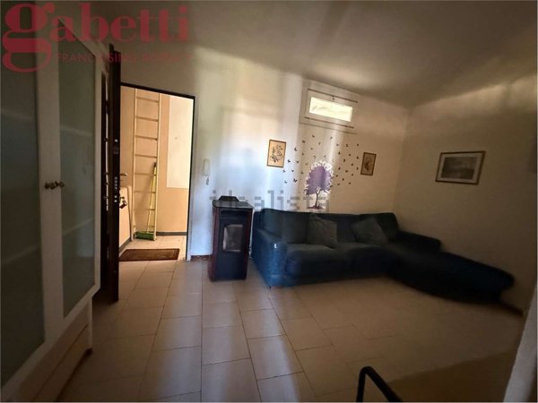 appartamento in vendita ad Erba