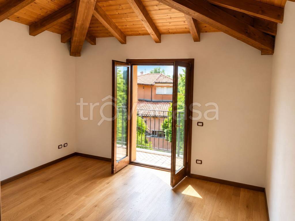 appartamento in vendita ad Erba
