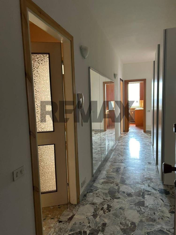 appartamento in vendita ad Erba