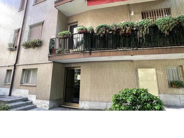 appartamento in vendita ad Erba