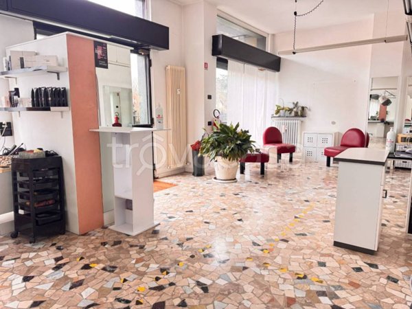 appartamento in vendita ad Erba