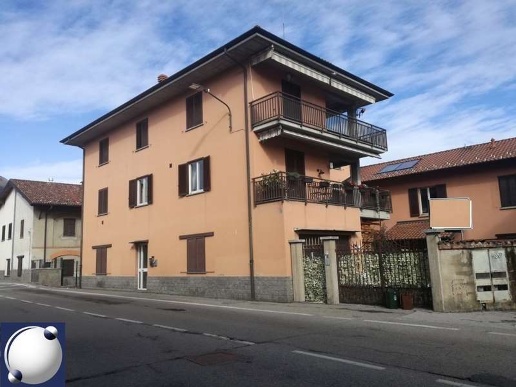 appartamento in vendita ad Erba