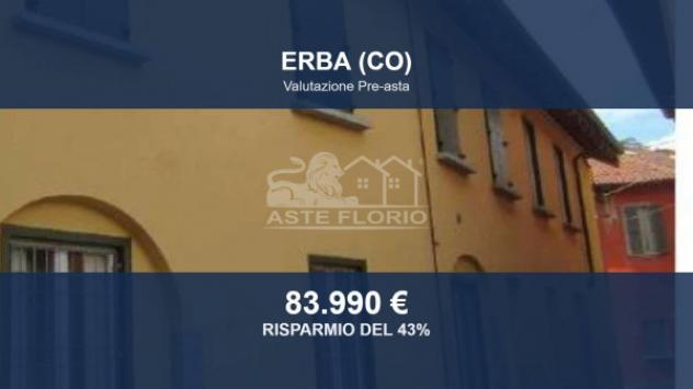 appartamento in vendita ad Erba