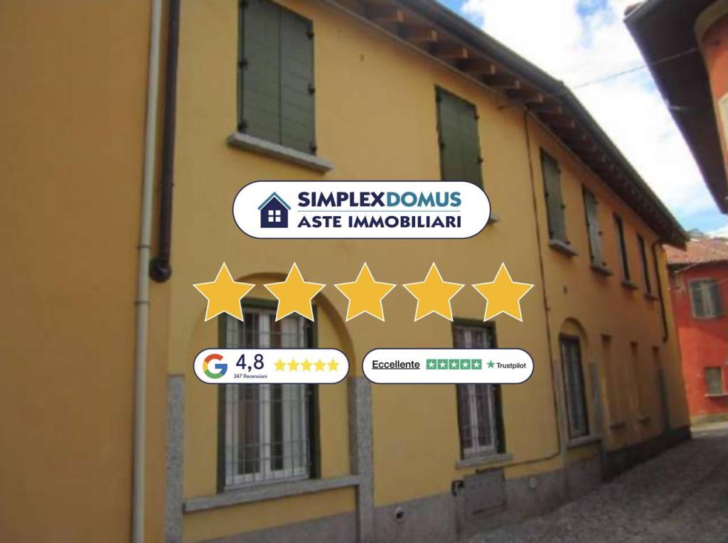 appartamento in vendita ad Erba
