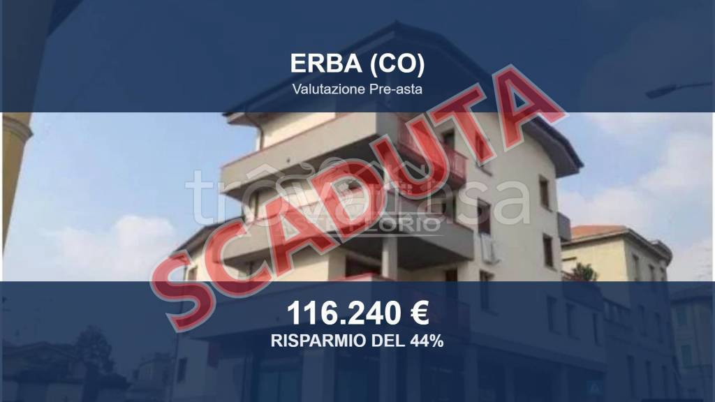 appartamento in vendita ad Erba