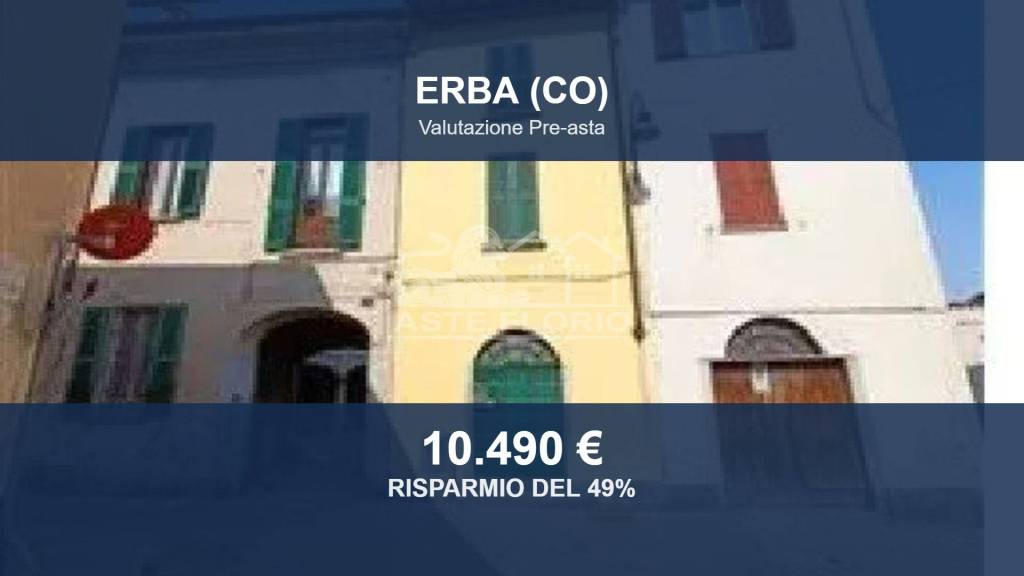 appartamento in vendita ad Erba