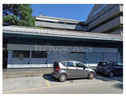appartamento in vendita ad Erba