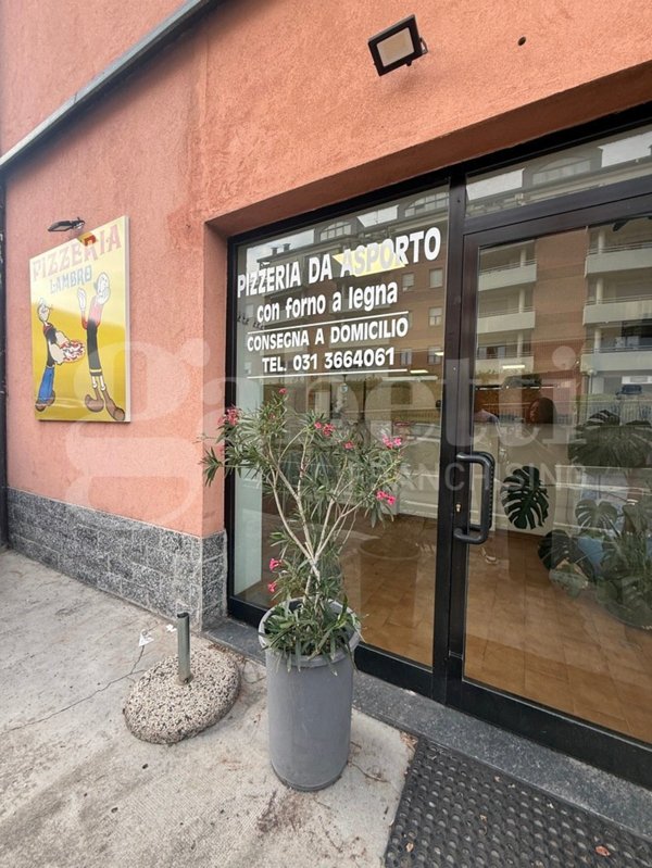 loft in vendita ad Erba