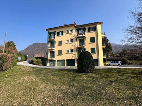appartamento in vendita ad Eupilio