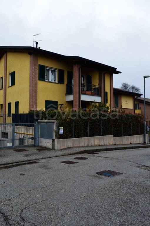 appartamento in vendita ad Eupilio