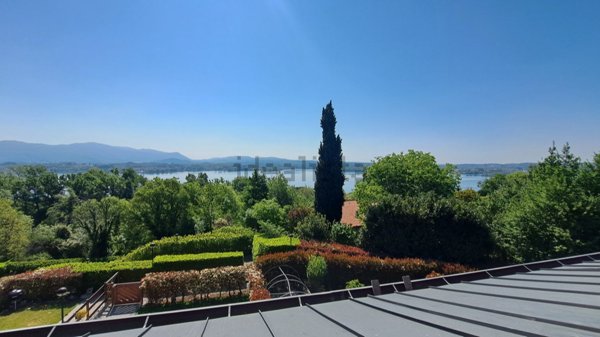 appartamento in vendita ad Eupilio