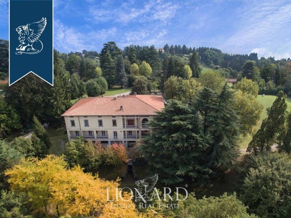 villa in vendita ad Eupilio