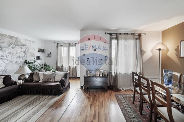 casa indipendente in vendita ad Eupilio