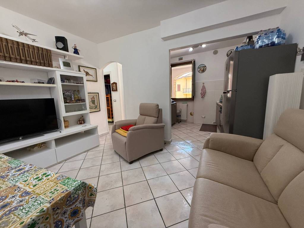 appartamento in vendita ad Eupilio in zona Penzano