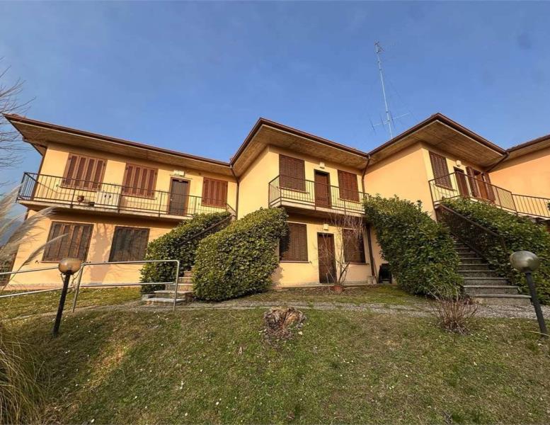 casa indipendente in vendita ad Eupilio