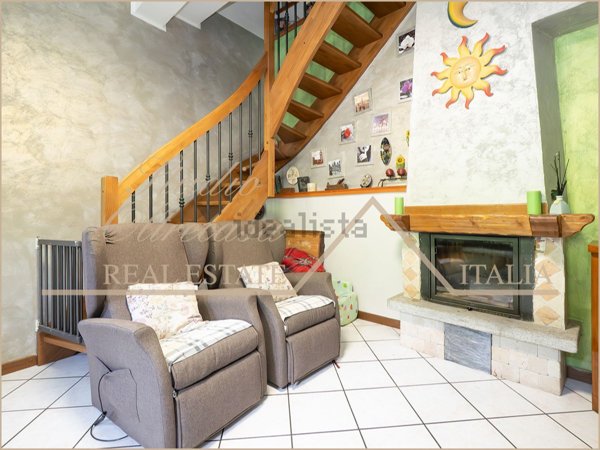 appartamento in vendita ad Eupilio