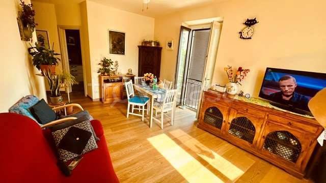 appartamento in vendita ad Eupilio in zona Penzano
