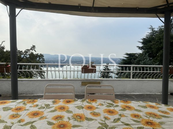 casa indipendente in vendita ad Eupilio in zona Carella