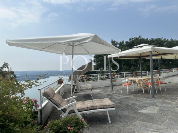 casa indipendente in vendita ad Eupilio in zona Carella