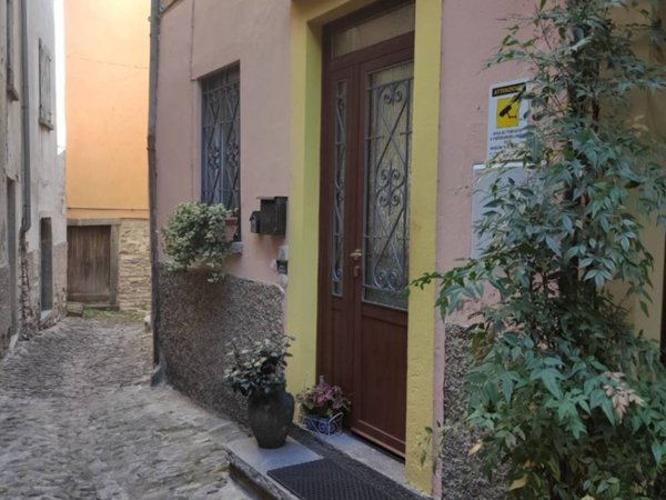 appartamento in vendita a Faggeto Lario in zona Lemna