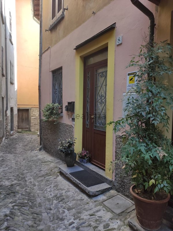 appartamento in vendita a Faggeto Lario