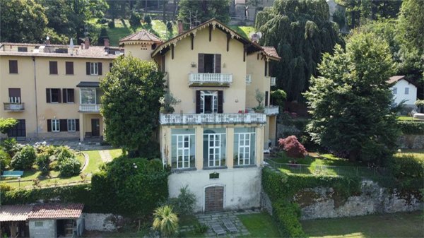 appartamento in vendita a Faggeto Lario