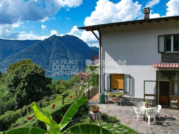 casa indipendente in vendita a Faggeto Lario in zona Lemna