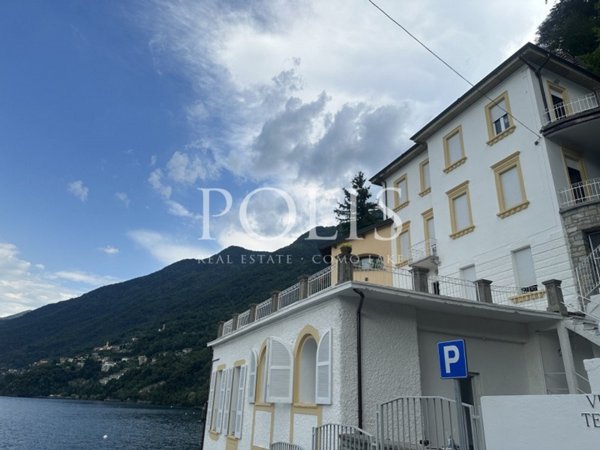 casa indipendente in vendita a Faggeto Lario in zona Riva