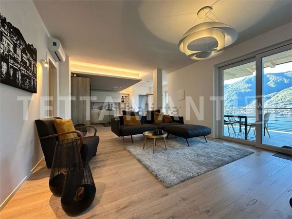 appartamento in vendita a Faggeto Lario