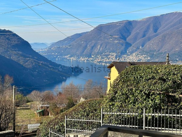 casa indipendente in vendita a Faggeto Lario in zona Palanzo
