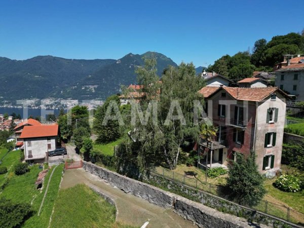 casa indipendente in vendita a Faggeto Lario in zona Lemna