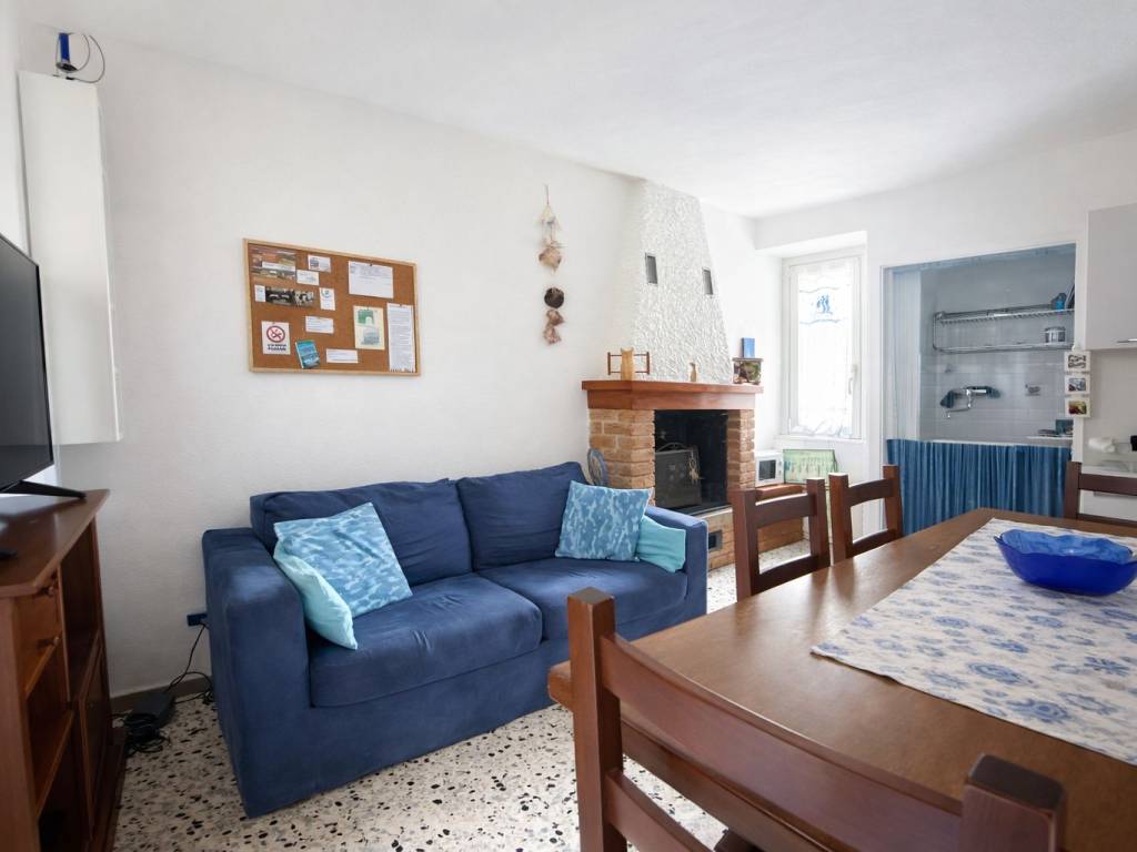 appartamento in vendita a Faggeto Lario